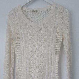 Light cream crochet sweater XS